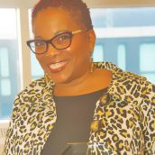 MogulMoxie Maven: Dr. Stephanie Burroughs